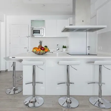 Sunset Paradise Tenerife -the Romantic Seascape דירה טקורונטה